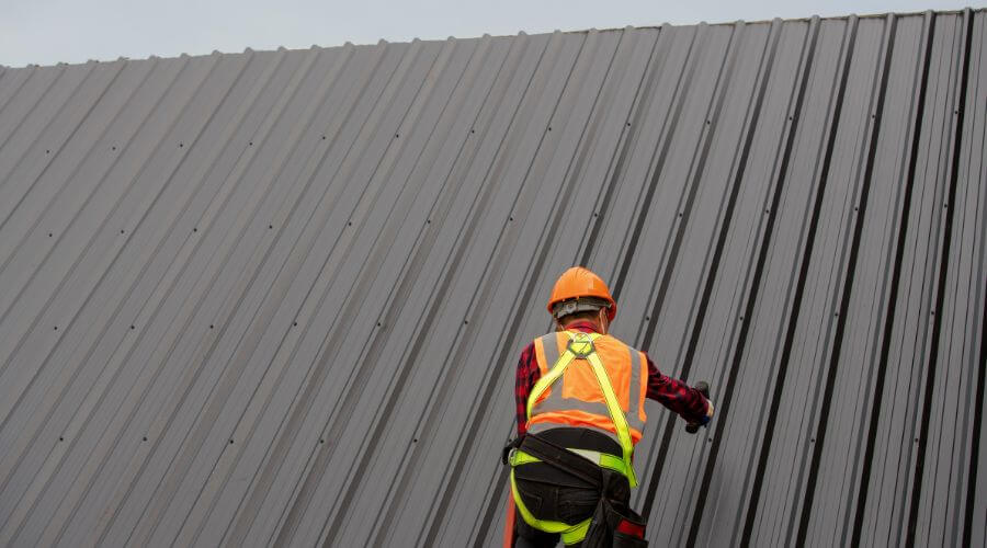 Professional metal roof installation services in Mattoon, WI